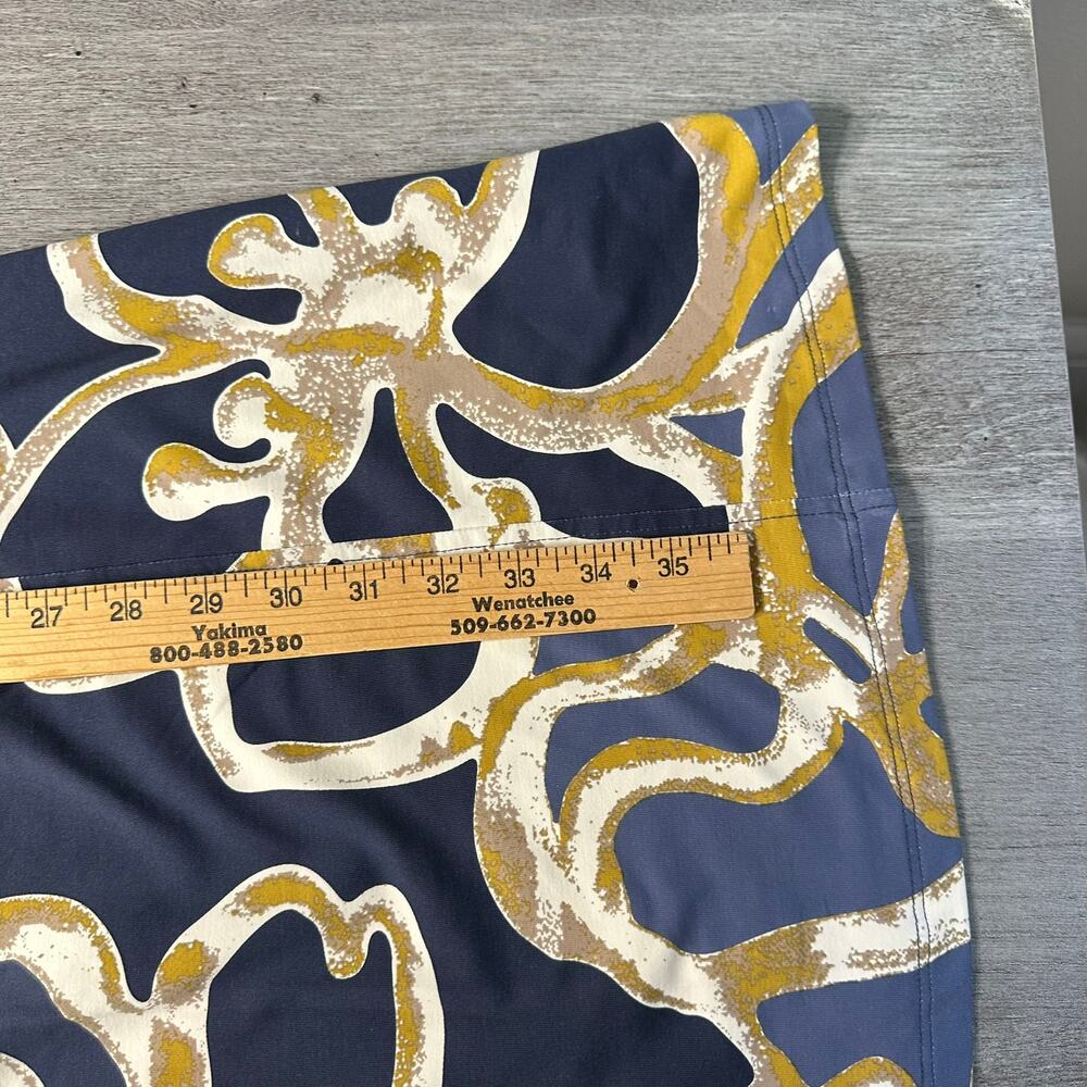 J. McLaughlin Navy, Gold & White Abstract Swirl Short-Sleeve Dress - Picture 10 of 11